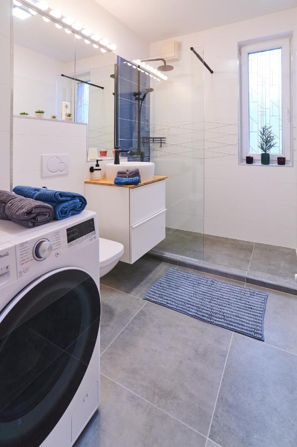 Feel Home Deluxe Corvin # Free Parking # Ac # Elevator Budapesta Exterior foto